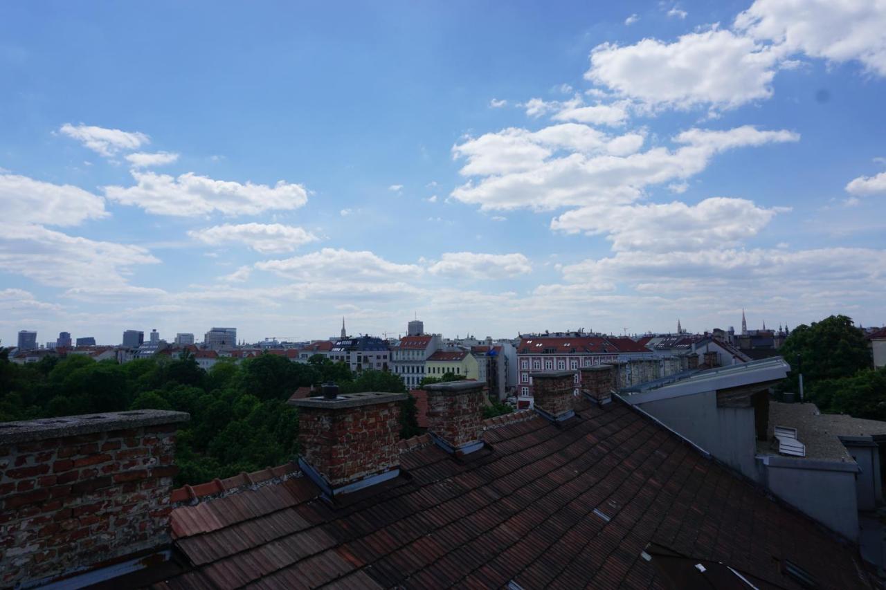 Augartenblick Penthauscombo 15/16 - Blick Zum Riesenrad Apartment Viena Exterior foto