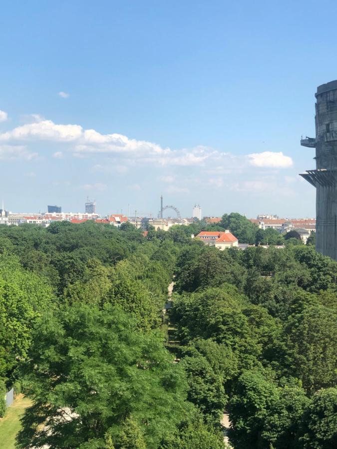 Augartenblick Penthauscombo 15/16 - Blick Zum Riesenrad Apartment Viena Exterior foto