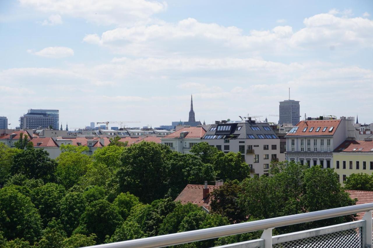 Augartenblick Penthauscombo 15/16 - Blick Zum Riesenrad Apartment Viena Exterior foto
