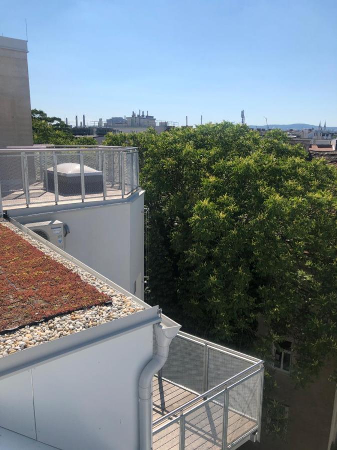Augartenblick Penthauscombo 15/16 - Blick Zum Riesenrad Apartment Viena Exterior foto